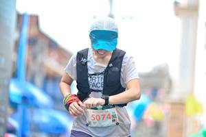 BIB: 5074
                            <button type="button" onclick="openModal(24884793)" class="btn btn-primary btn-sm float-right btn-popup" data-toggle="modal" data-target=".modal-high-quality">
                        <i class="fas fa-shopping-cart"></i> Add to Cart
                    </button>
                                            <button type="button" onclick="isThisMe(24884793, true)" class="btn btn-success btn-sm float-right btn-popup btn-isme hidden" data-toggle="tooltip" data-placement="bottom" title="นี่คือรูปของคุณใช่ไหม คลิกที่นี่เพื่อเอาเข้าอัลบั้ม">
                        <i class="fas fa-plus"></i> Add to album
                    </button>
                    <button type="button" onclick="isThisMe(24884793, false)" class="btn btn-warning btn-sm float-right btn-popup btn-isnotme hidden">
                        <i class="fas fa-ban"></i> Remove from album
                    </button>